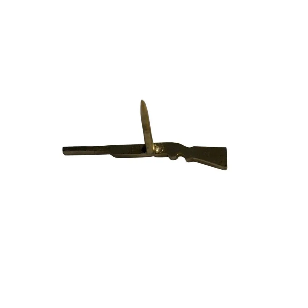 Vintage Lever Action Rifle Gun Tie‎ Bar Clip Clasp Gold Tone Lapel Tiny Hunting